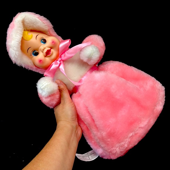 Retro kitsch 14.5” rubber face pink plush dress pyjama girl Made in Toronto - Picture 5 of 16
